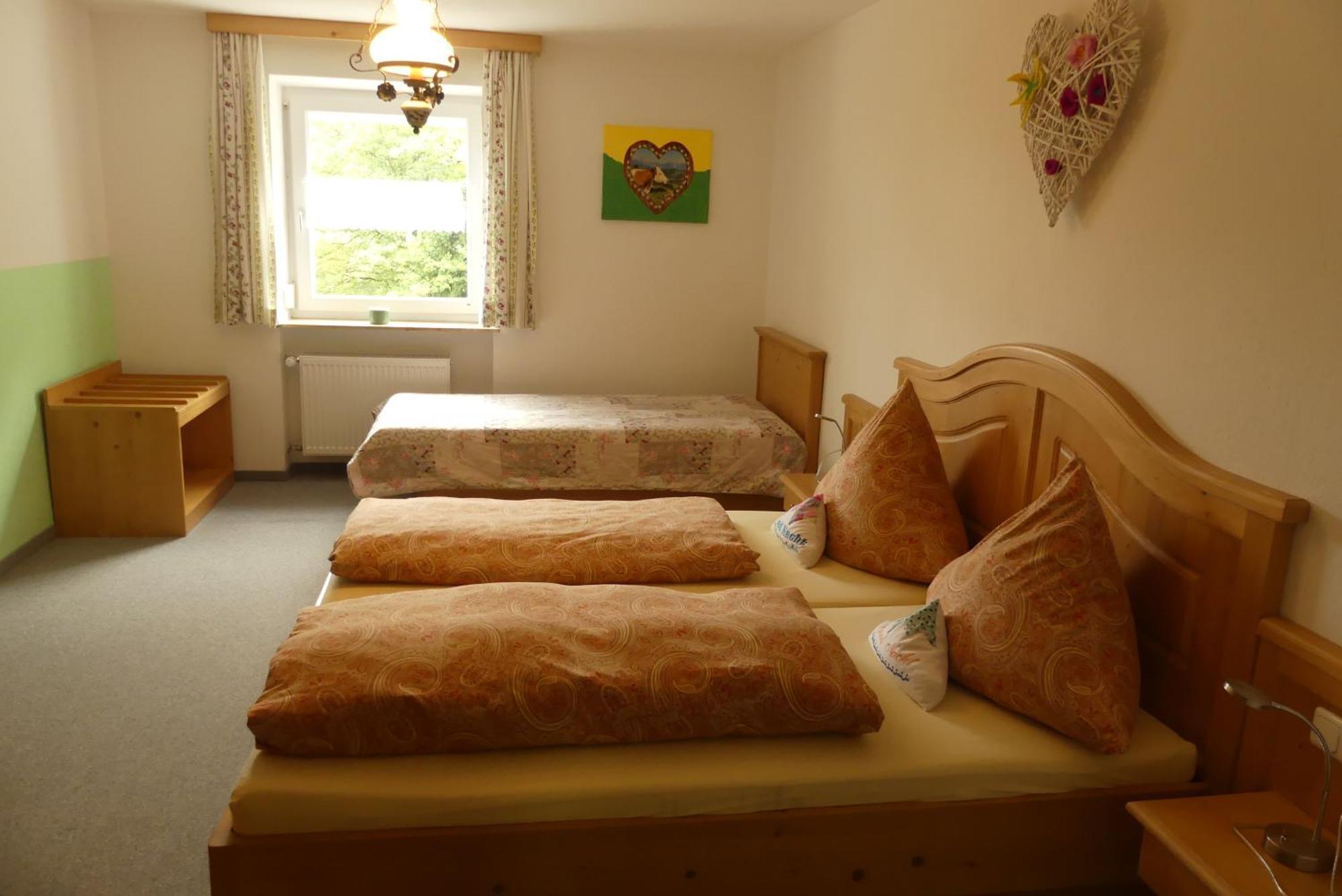 Ferienwohnungen Haus Kunterbunt ベルヒテスガーデン エクステリア 写真